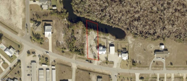 520 15TH ST, MEXICO BEACH, FL 32456 - Image 45590d4cc588c3980e42beb0fee4f4e2/3060807162