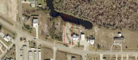 Photo of 520 N 15th Street, Mexico Beach, FL 32456 (MLS # 2026039747)