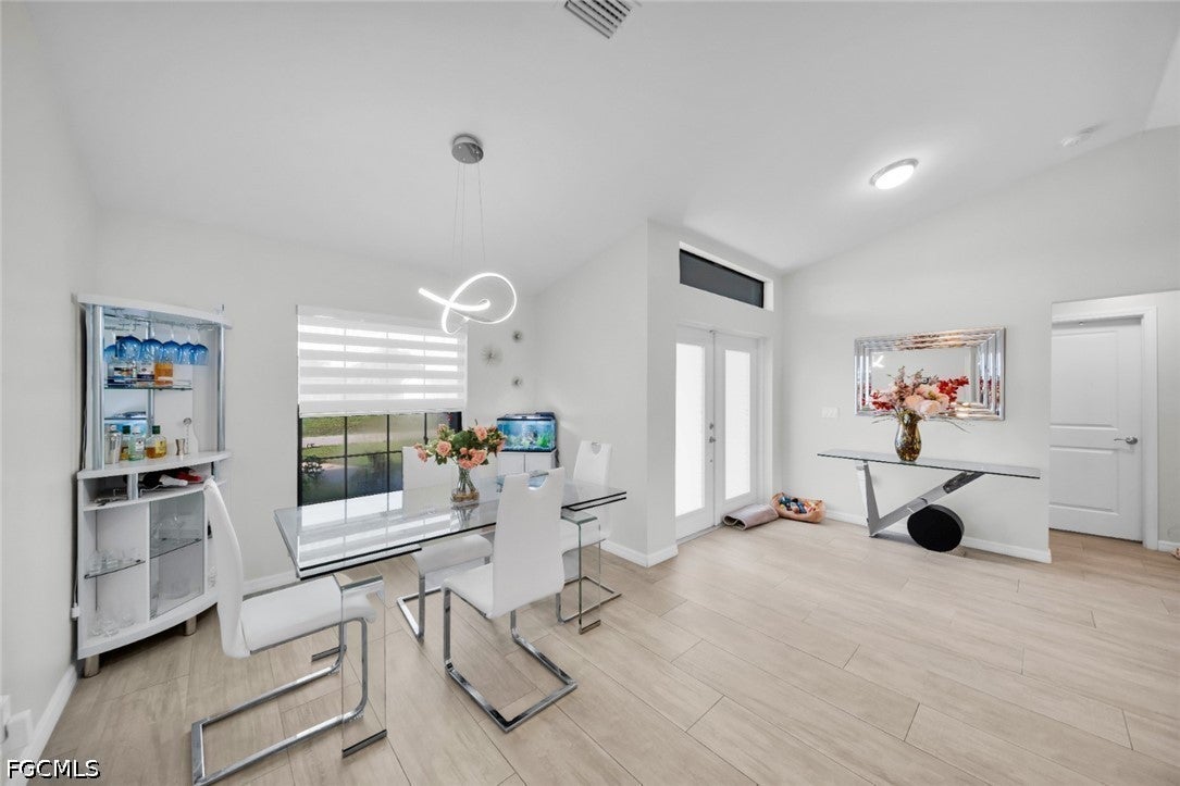 4014 6th Street W