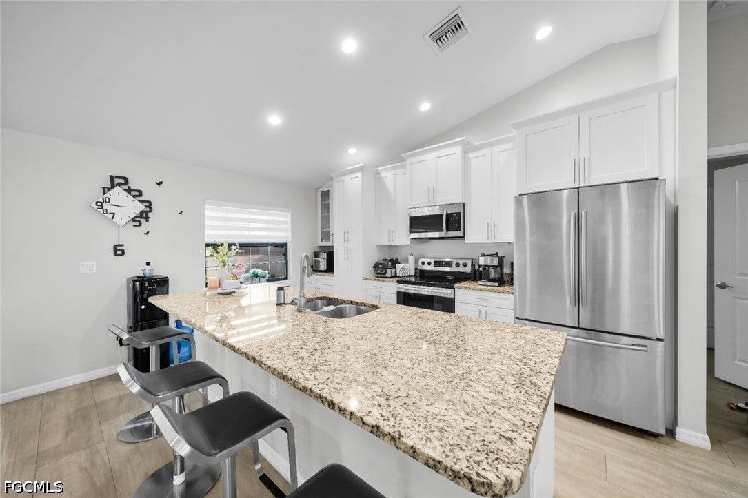 4014 6th Street W