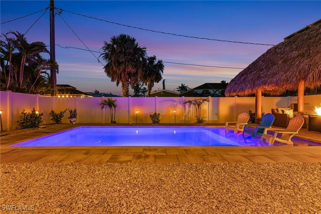 Fort Myers Beach, Florida 33931, United States, 4 Bedrooms Bedrooms, ,3 BathroomsBathrooms,Residential,Active,27693