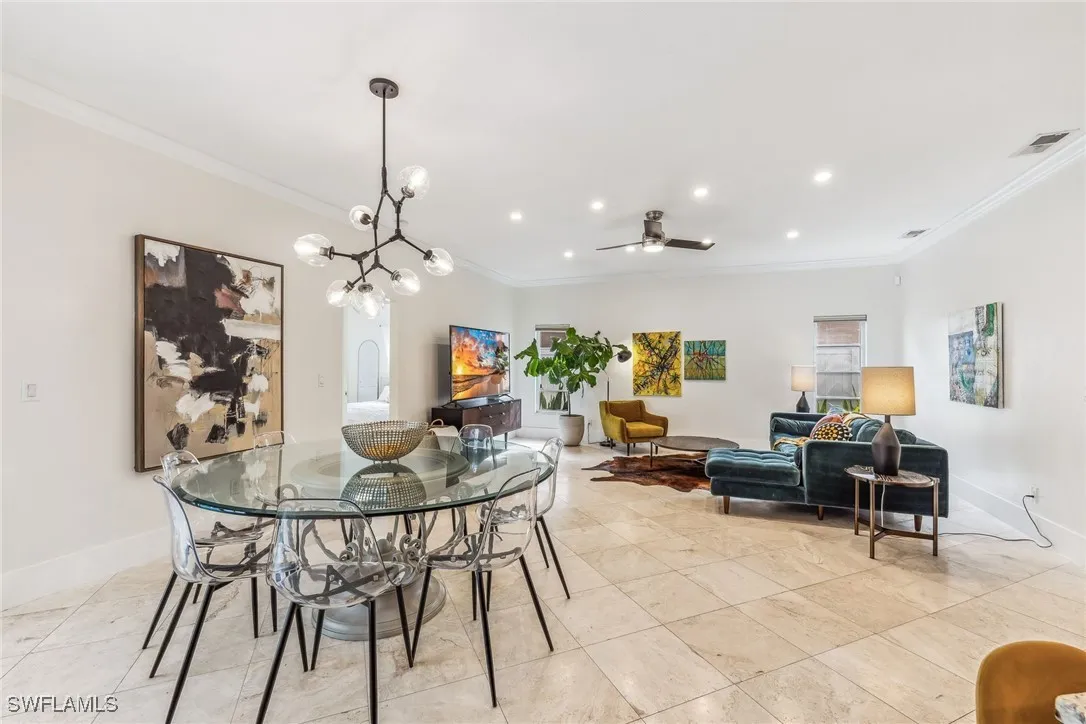 Fort Myers, Florida 33919, United States, 4 Bedrooms Bedrooms, ,2 BathroomsBathrooms,Residential,Pending,29682