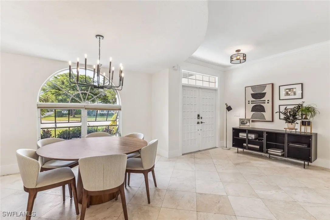 Fort Myers, Florida 33919, United States, 4 Bedrooms Bedrooms, ,2 BathroomsBathrooms,Residential,Pending,29682