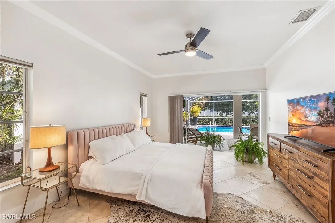 Fort Myers, Florida 33919, United States, 4 Bedrooms Bedrooms, ,2 BathroomsBathrooms,Residential,Pending,29682