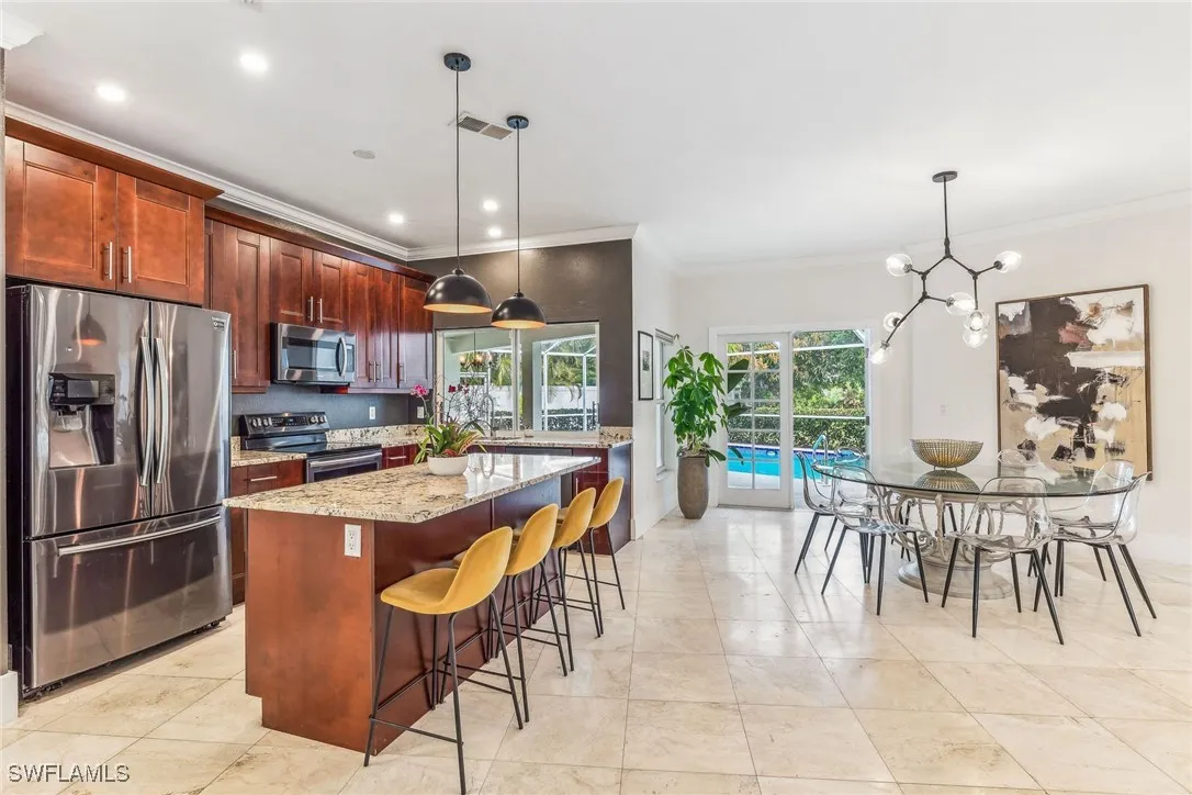 Fort Myers, Florida 33919, United States, 4 Bedrooms Bedrooms, ,2 BathroomsBathrooms,Residential,Pending,29682