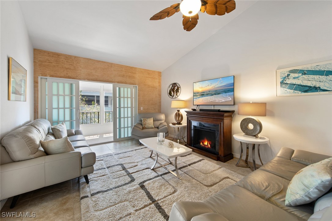 402 SE 42nd Terrace D-7