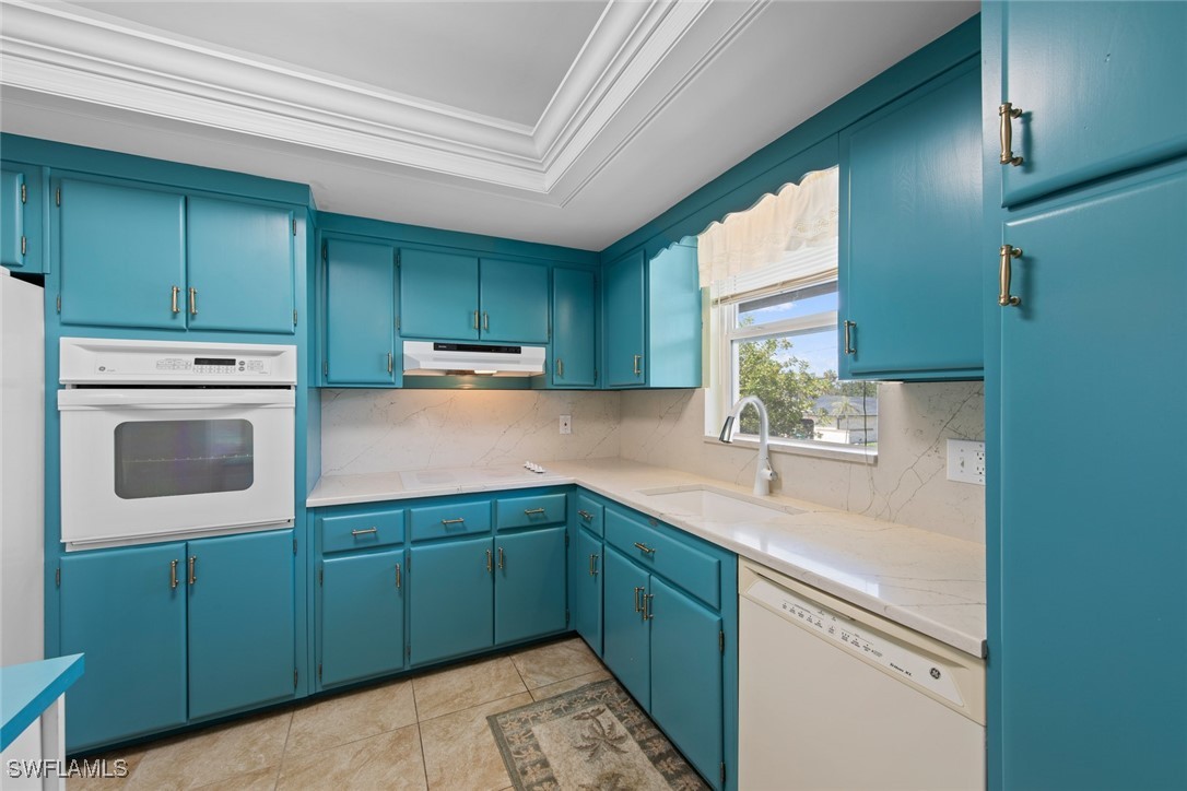 402 SE 42nd Terrace D-7