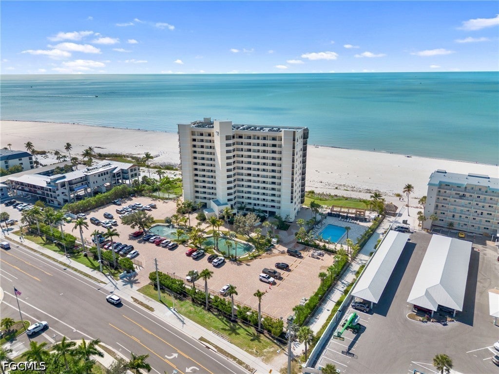 7500 Estero Boulevard 203