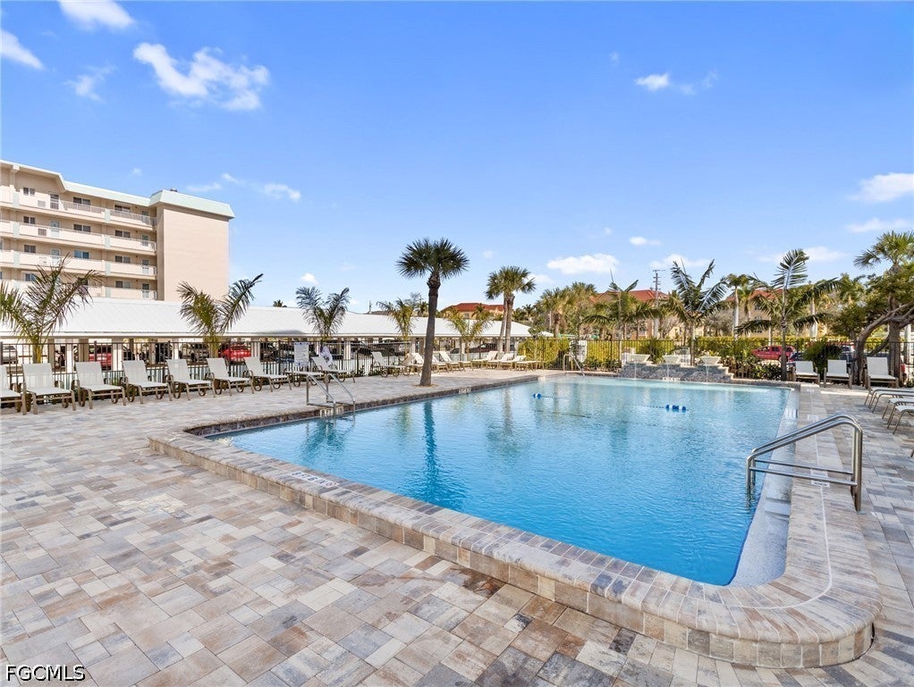 7500 Estero Boulevard 203