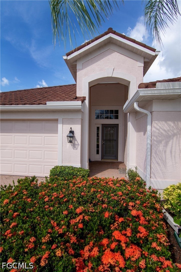 9124 Shadow Glen Way