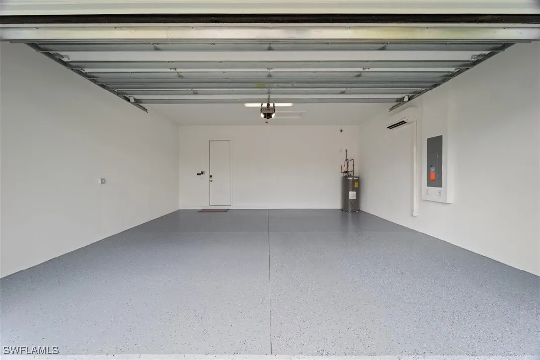 Naples, Florida 34113, United States, 4 Bedrooms Bedrooms, ,5 BathroomsBathrooms,Residential,Pending,131550