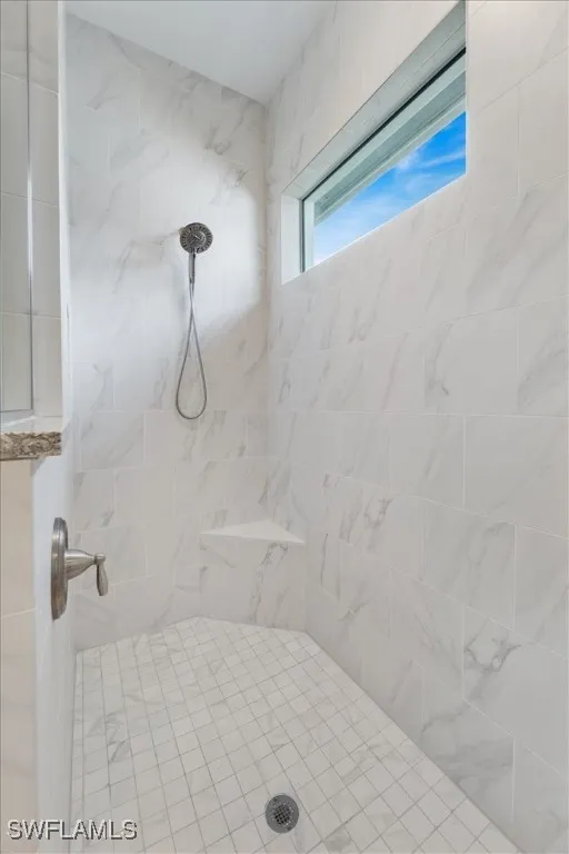 Naples, Florida 34113, United States, 4 Bedrooms Bedrooms, ,5 BathroomsBathrooms,Residential,Pending,131550