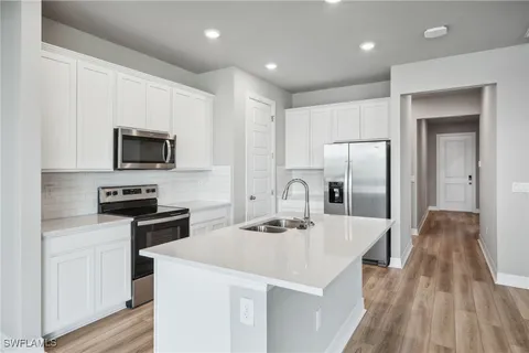 MLS: 225042998