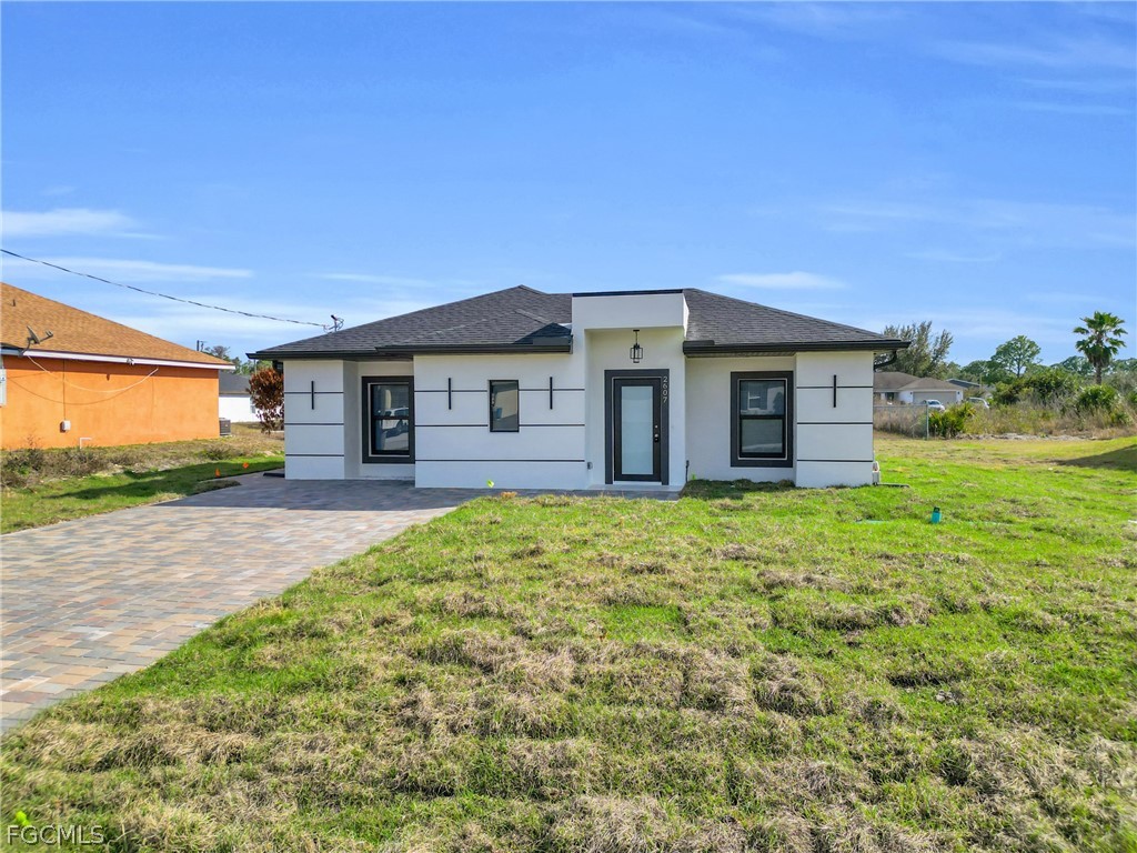 Photo 1 of 32 — 2607 41st Street W, Lehigh Acres, FL 33971