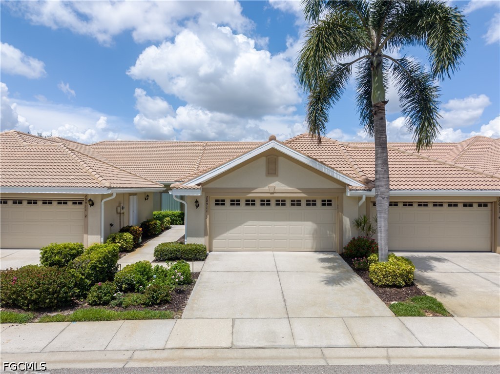 20911 Calle Cristal Lane 3