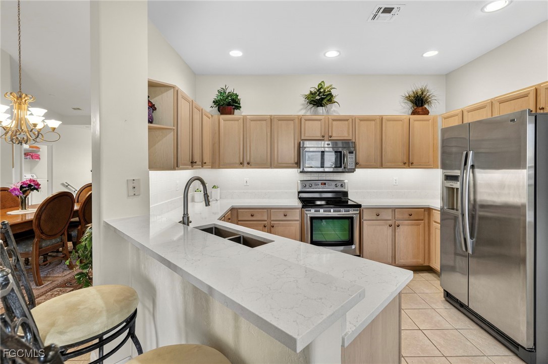 9231 Bayberry Bend 203