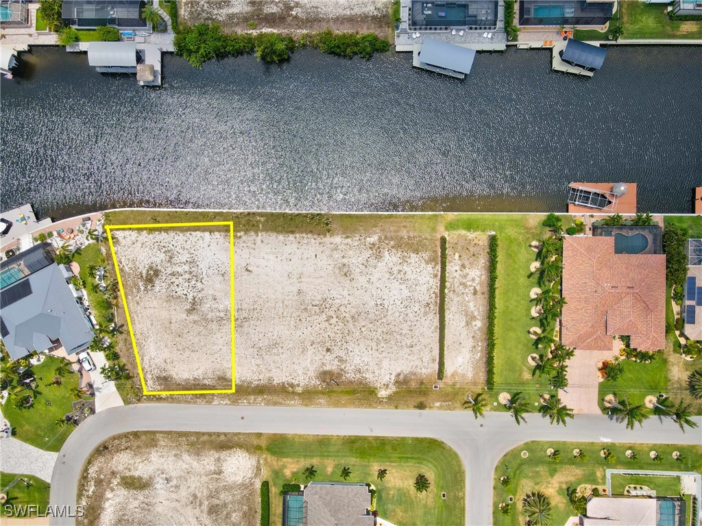 104 NW 37th Place