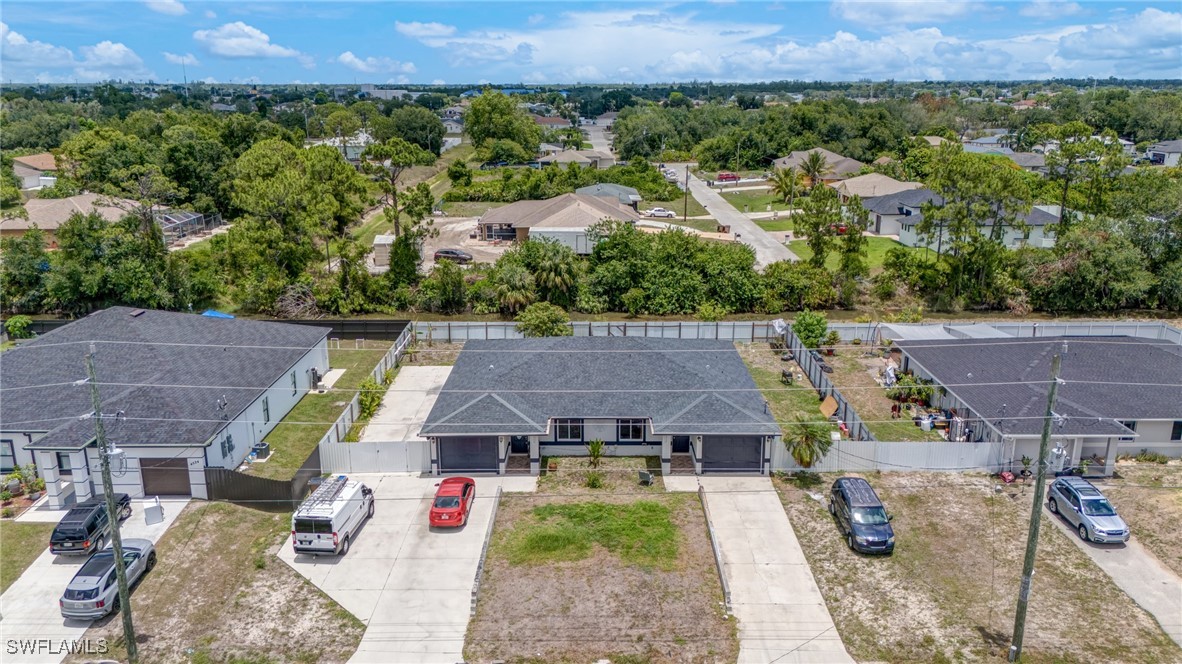 4520 Douglas Lane