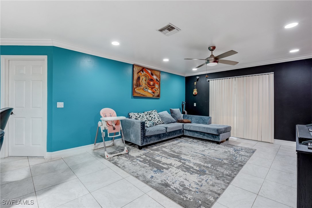 4520 Douglas Lane