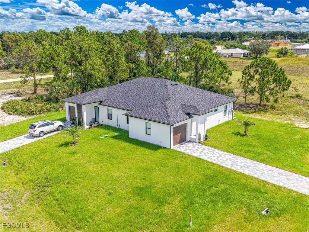 585/587 Alabama Road S