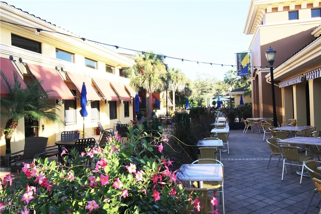 Fort Myers, Florida 33913, United States, 3 Bedrooms Bedrooms, ,2 BathroomsBathrooms,Residential,Active,127724