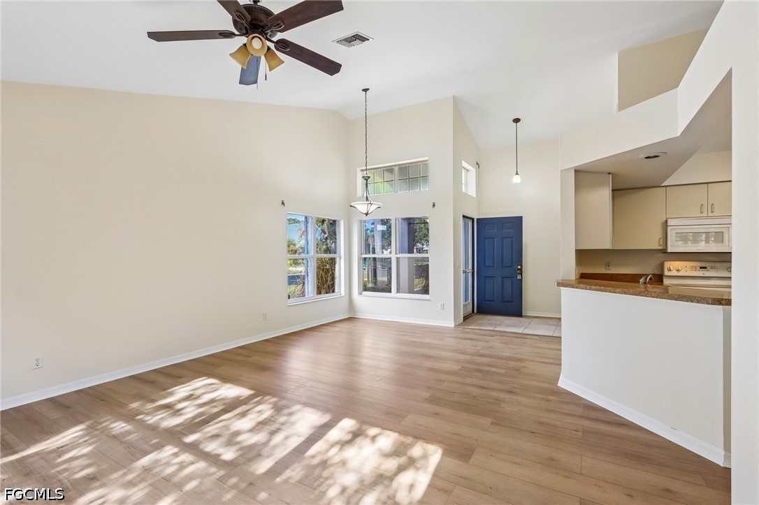 15237 Cricket Lane