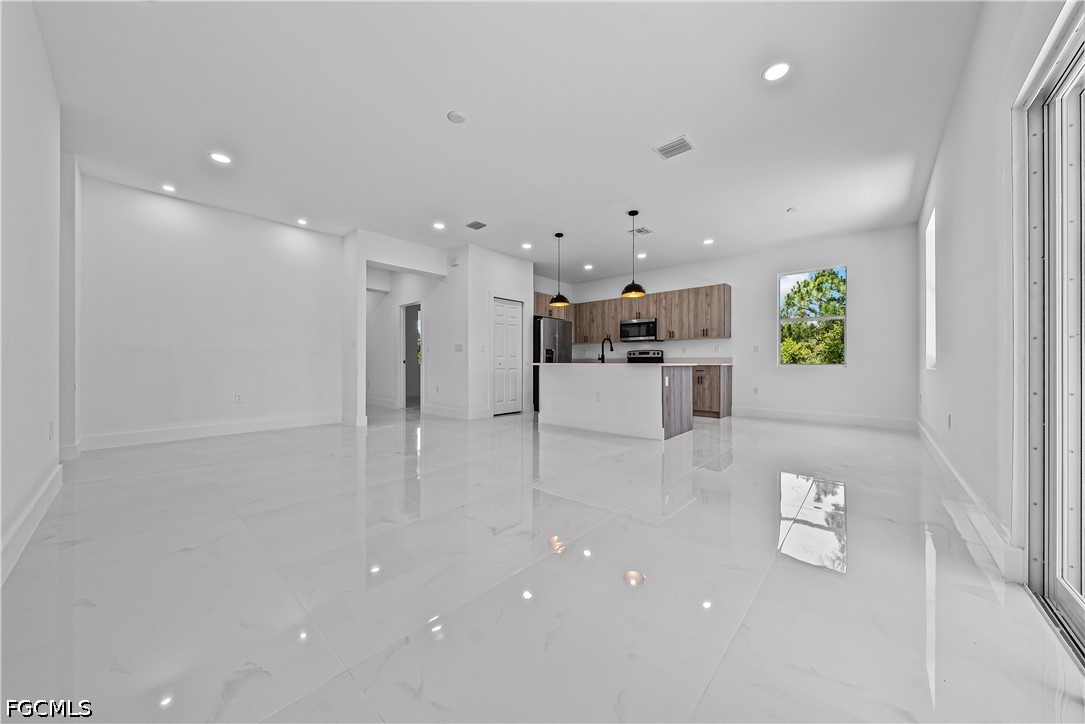3203 66th Street W