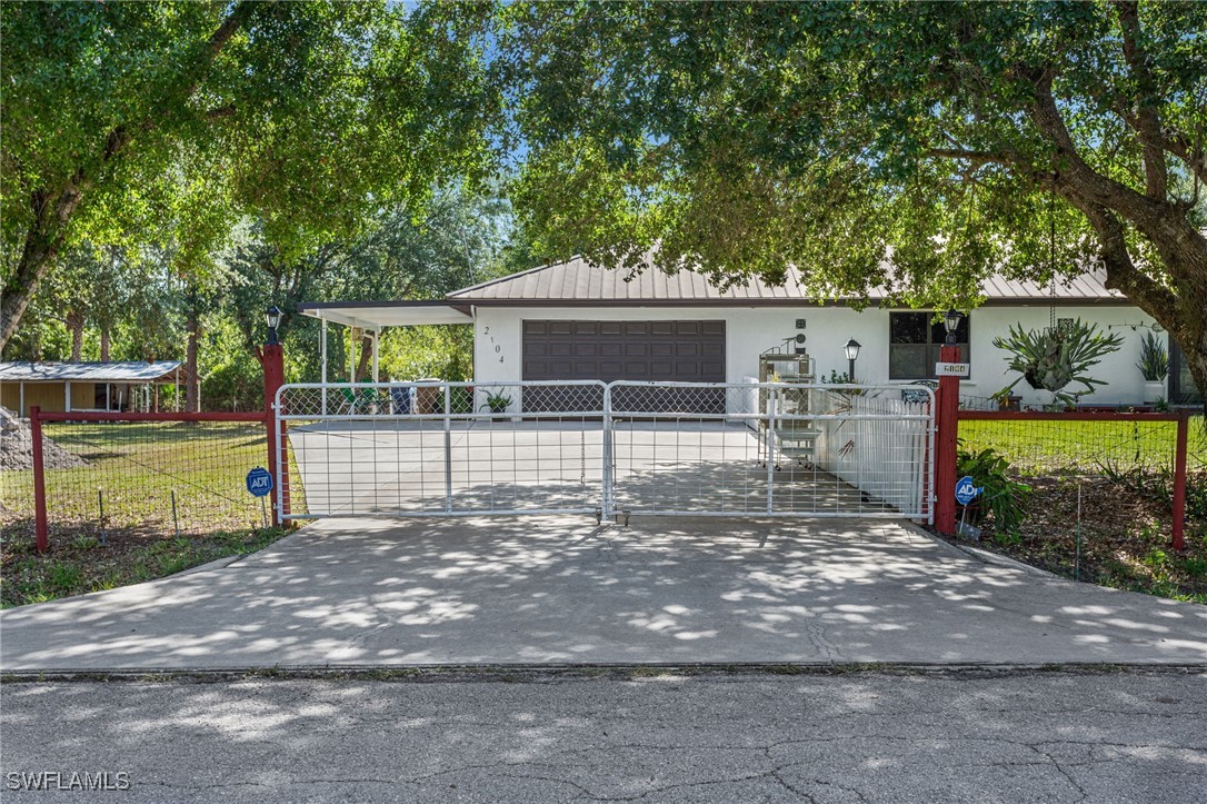 2104 Wellington Avenue