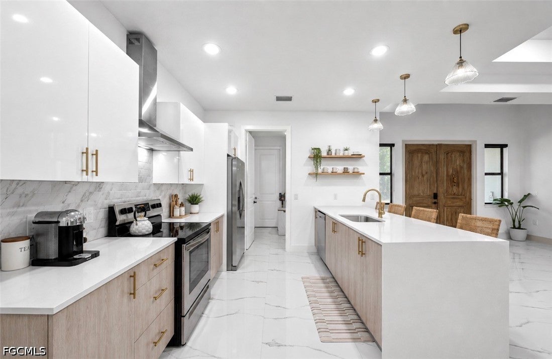 2609 27th Street W