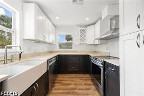 4462 E Riverside Drive