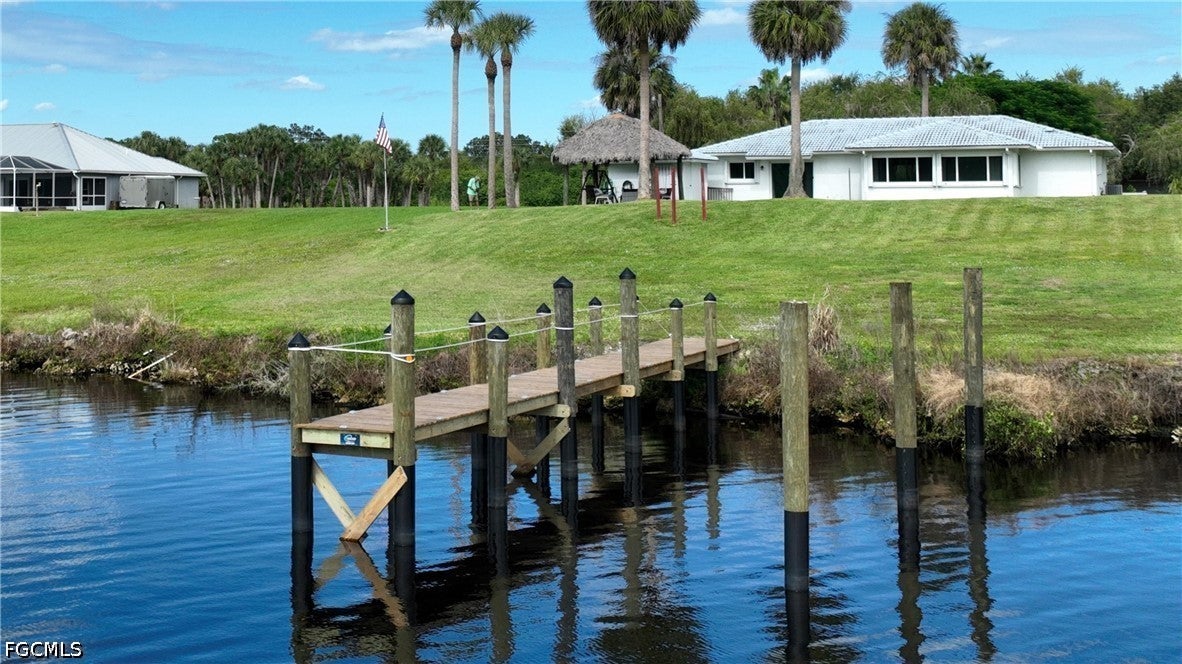 3233 Shell Lane
