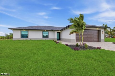 Tiny photo for 924 NE 20th Street, Cape Coral, FL 33909 (MLS # 2026020181)
