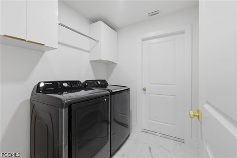 Tiny photo for 924 NE 20th Street, Cape Coral, FL 33909 (MLS # 2026020181)