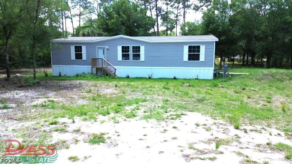 860 N Live Oak Street