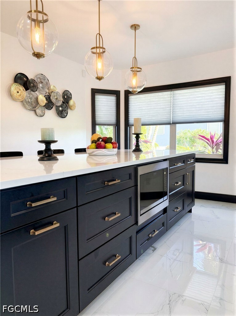 11908 King James Court