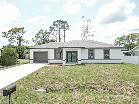 225 Oregon Way Lehigh Acres FL 33936