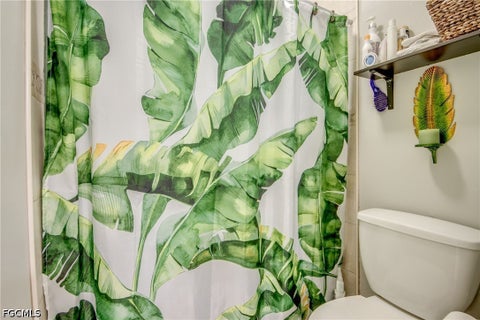 Tiny photo for 513 SE 34th Street, Cape Coral, FL 33904 (MLS # 2026043092)