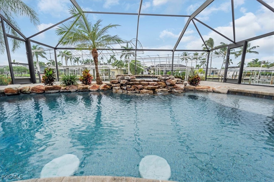22 Palmview Boulevard