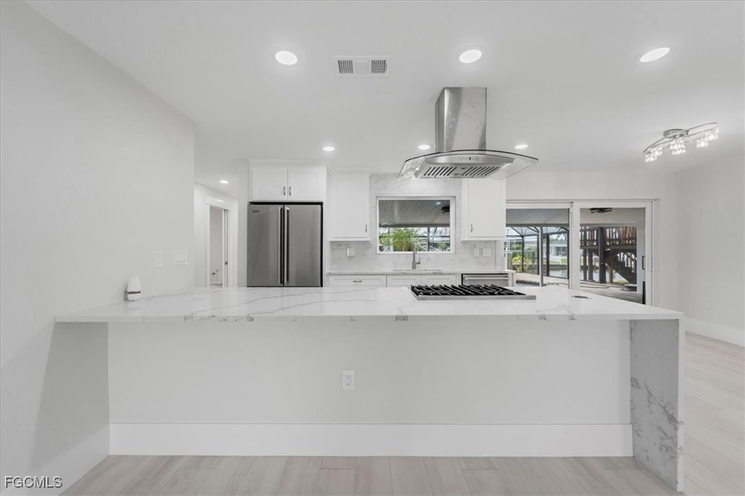 22 Palmview Boulevard