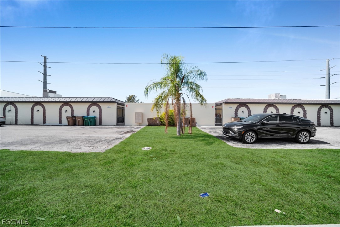 4516 Santa Barbara Boulevard 3