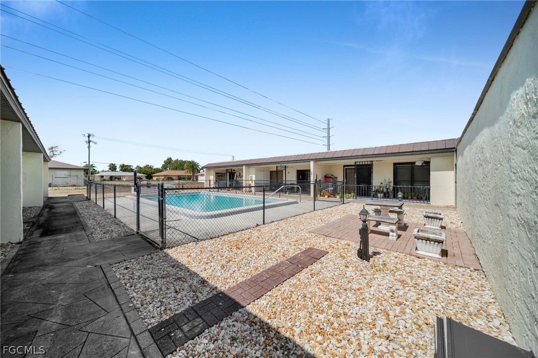 4516 Santa Barbara Boulevard 3