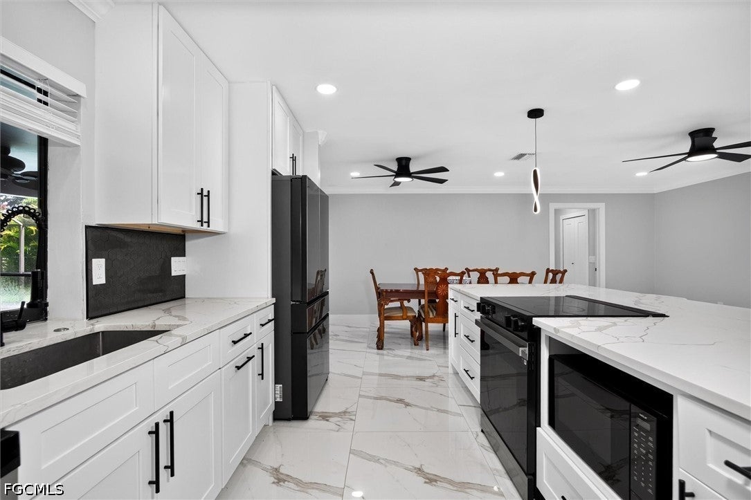 1504 Beechwood Trail