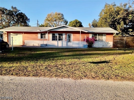 901 JUNO DR, LEHIGH ACRES, FL 33936 - Image 4b70430d3a2bfaddd1edb6d4db935019/3948809583