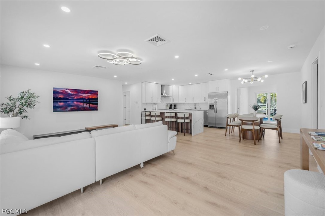 4625 Forest Glen Drive