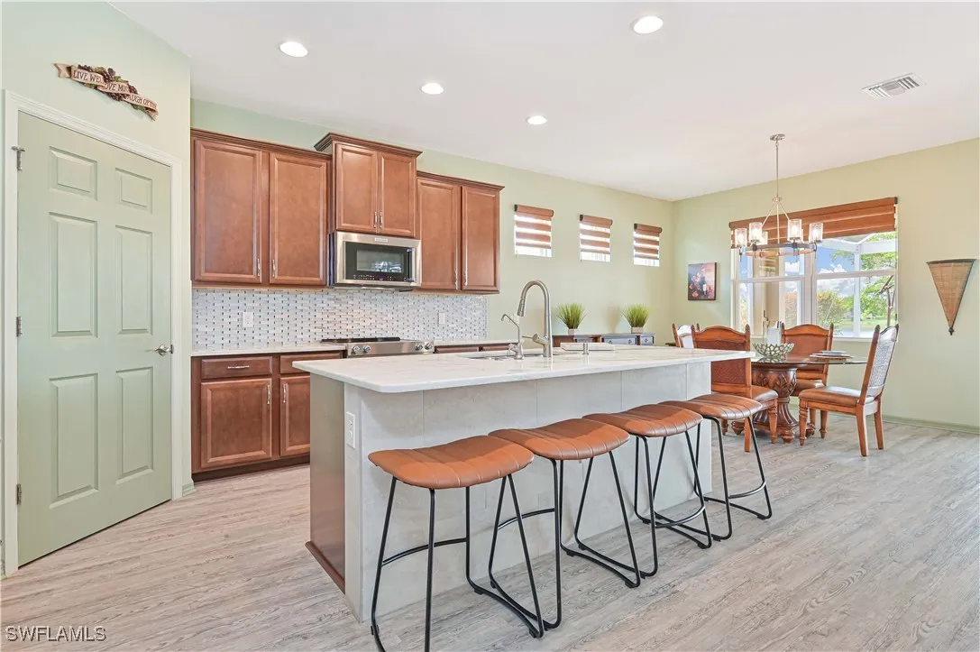 Alva, Florida 33920, United States, 3 Bedrooms Bedrooms, ,2 BathroomsBathrooms,Residential,Active,156999