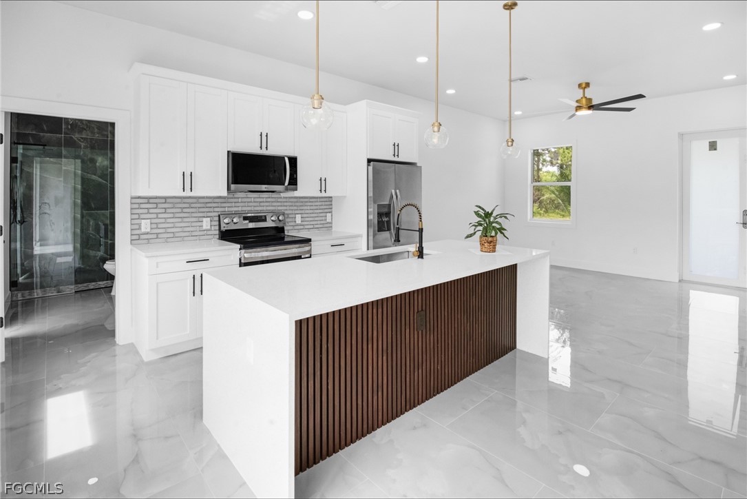 633 Wabasso Avenue S