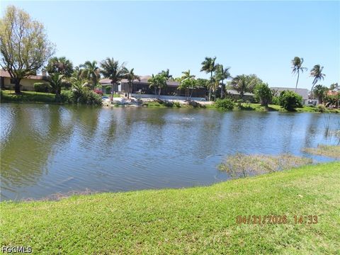 Tiny photo for 14889 Bonaire Circle, Fort Myers, FL 33908 (MLS # 2026018271)