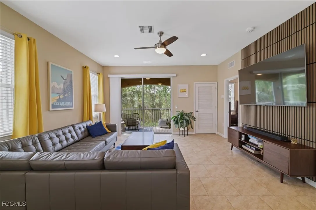 Fort Myers, Florida 33908, United States, 3 Bedrooms Bedrooms, ,2 BathroomsBathrooms,Residential,Active,225216