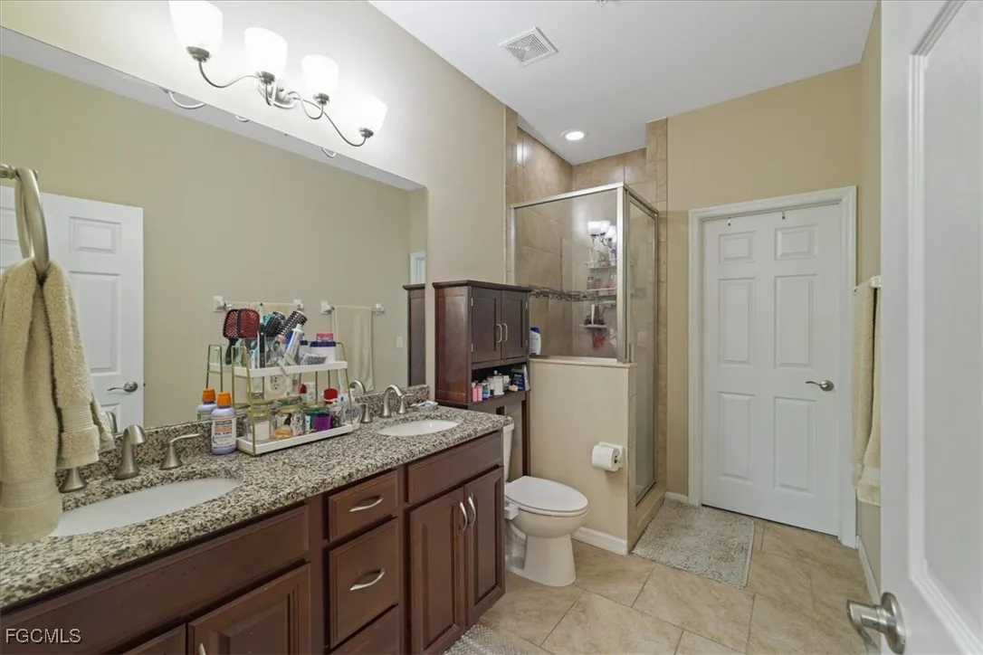 Fort Myers, Florida 33908, United States, 3 Bedrooms Bedrooms, ,2 BathroomsBathrooms,Residential,Active,225216