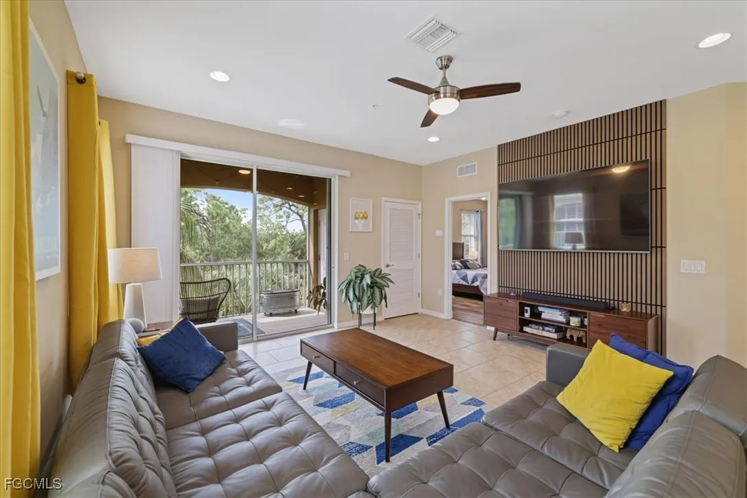 Fort Myers, Florida 33908, United States, 3 Bedrooms Bedrooms, ,2 BathroomsBathrooms,Residential,Active,225216